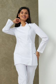 картинка Куртка медицинская ЭКСТРА СОФТ AX120А женская цв. белый от магазина ПРОФИ+