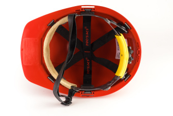 картинка Каска защитная РОСОМЗ™ СОМЗ-55 ФАВОРИТ (FAVORIT) TERMO RAPID (76716) цв. красная от магазина ПРОФИ+