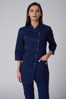 картинка Куртка медицинская ТВИЛ СТРЕЙЧ 3-314 женская рукав ¾ цв. темно-синий от магазина ПРОФИ+
